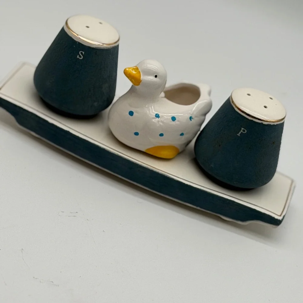 Vintage Japan Ceramic Salt Pepper Shakers Duck Toothpick Holder Set Teal Blue